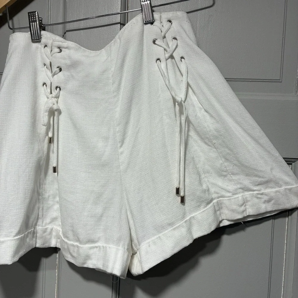 Club Monaco Womens Casual Short White 4(S) High Waist Lightweight Casual‎ Grunge - Picture 8 of 15